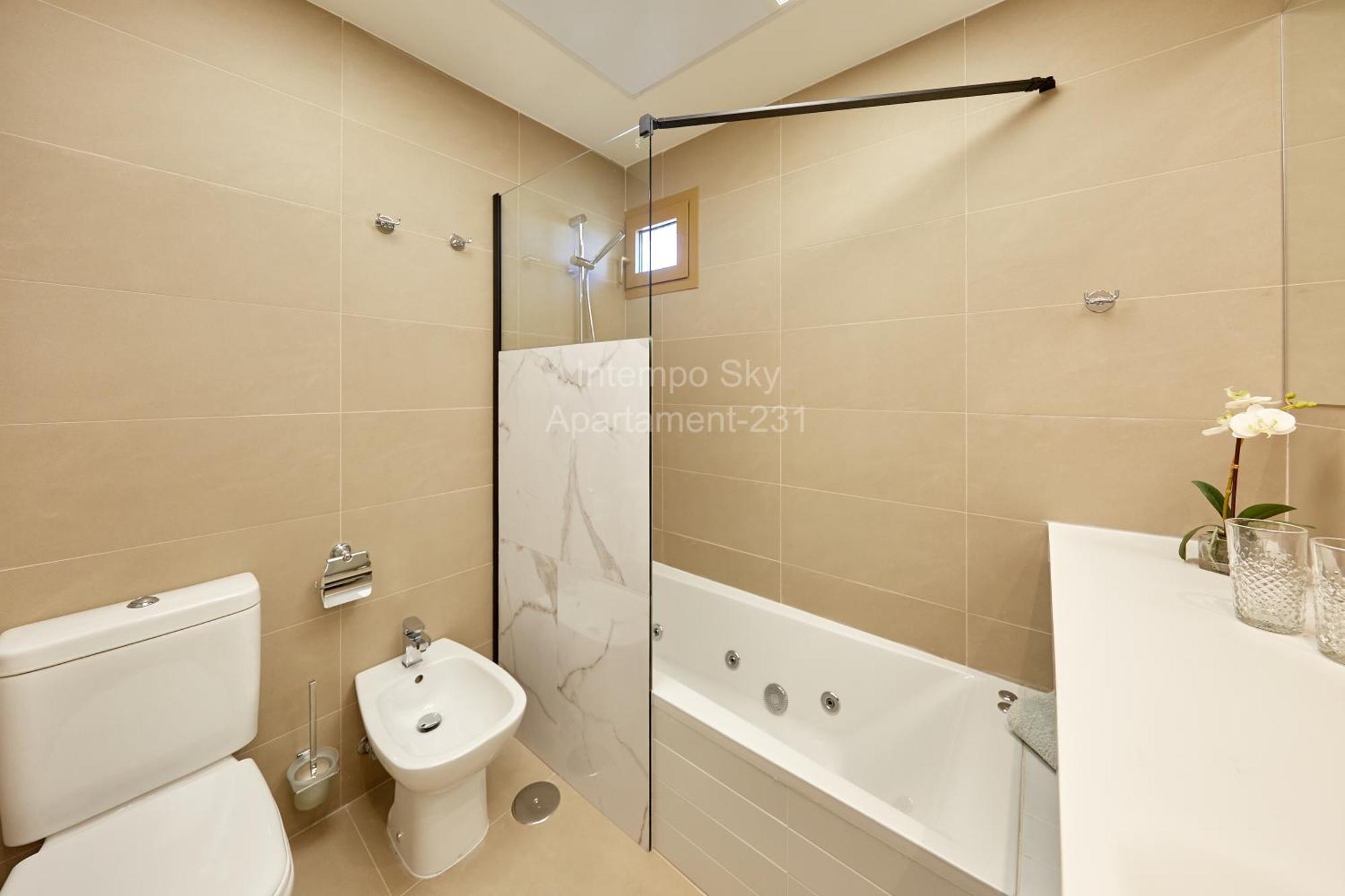 Intempo Sky Apartament-231 Бенидорм Екстериор снимка